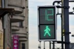 Владивосток.  Китайские партнеры устанавливают первые «умные» светофоры в муниципалитете