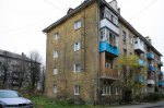 Омск.  Депутаты Госдумы РФ обсуждают судьбу домов первых массовых серий