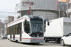 Ростов-на-Дону. И английский вспомнить, и до работы доехать: в трамваях  начали  объявлять остановки на иностранном языке