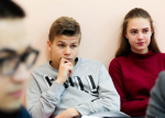 Владивосток. Вырастить предпринимателя: подростков обучают бизнес делу
