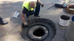 Ижевск. В городе опробуют новую технологию ремонта канализационных люков
