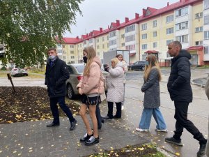 Сургутский район. Один день из жизни чиновника: жители поселений работали с заместителем главы 