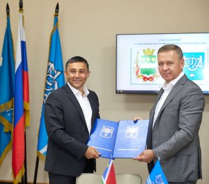 Южно-Сахалинск. Подписано соглашение о сотрудничестве с Благовещенском 