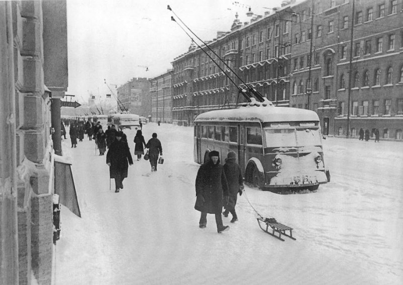 Блокадный Ленинград, 1942 г. 79302720.jpg